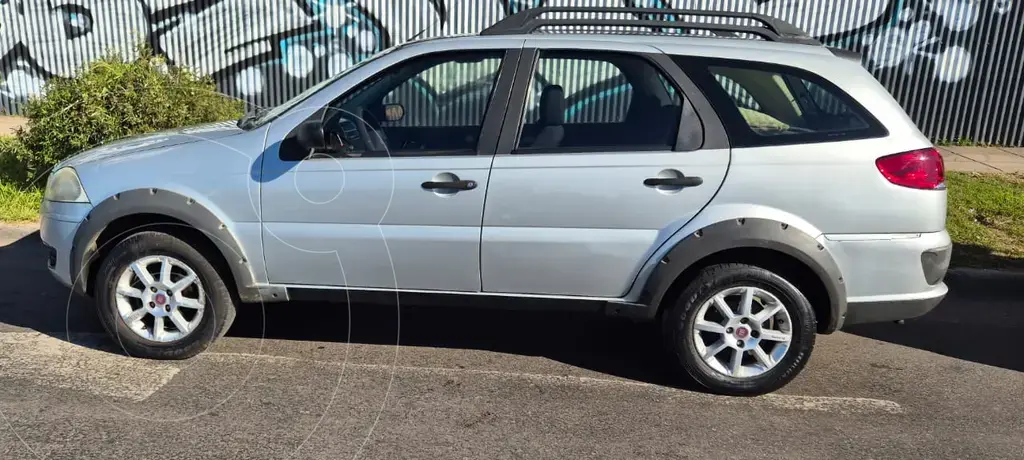 Fiat Palio Weekend 1.4 Trekking Full (1368 Cc) 2010 - foto 2