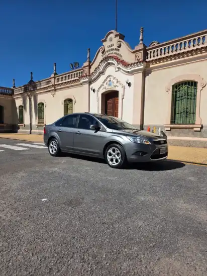 Ford Focus Exe Ghia 2.0L  2011 - foto 1