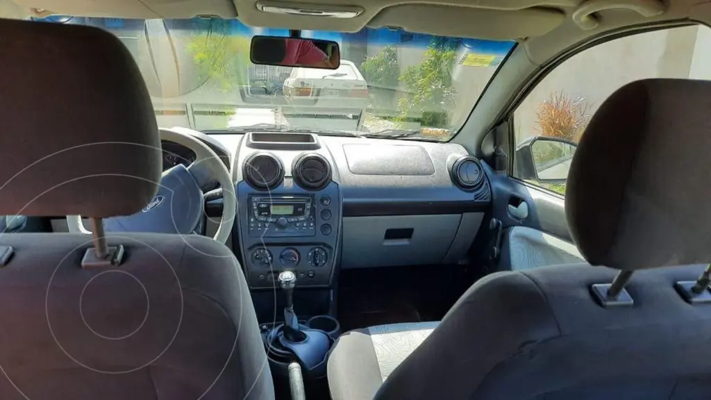 Ford Fiesta Max Ambiente (1598 Cc) 2007 - foto 4