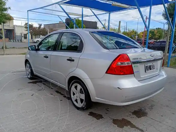 Chevrolet Aveo Ls  2012 - foto 2