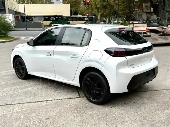 Peugeot 208 Allure 1.6 Tiptronic  2023 - foto 4