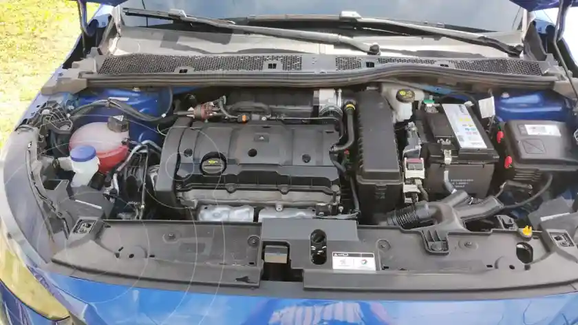 Peugeot 208 Feline 1.6 Tiptronic  2023 - foto 3