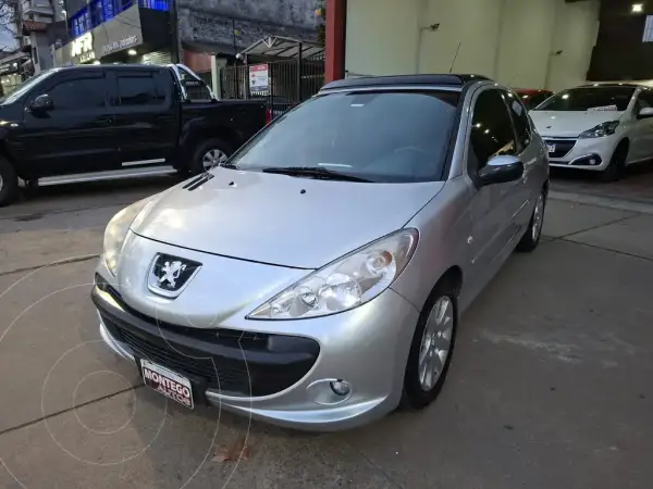 Peugeot 207 2010 - foto 1