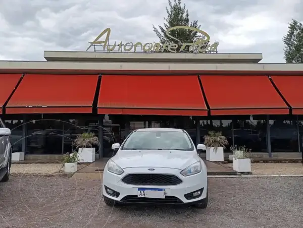 Ford Focus 2016 - foto 1