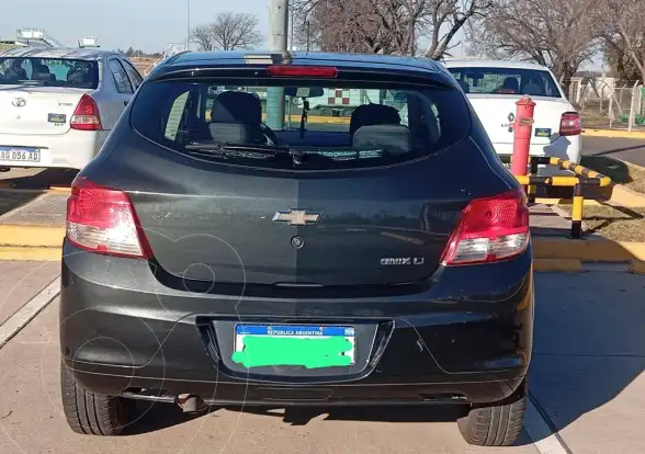 Chevrolet Onix Lt  2016 - foto 3