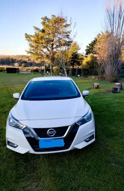 Nissan Versa Sense Aut  2021 - foto 2