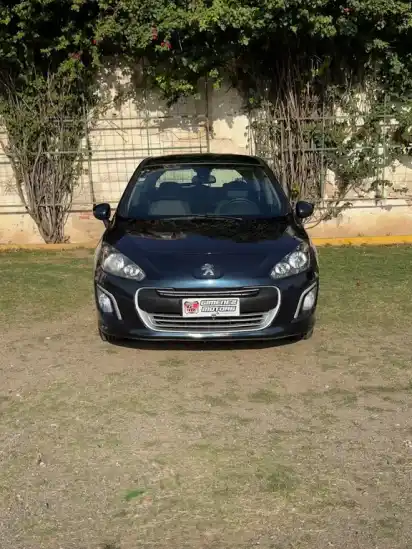 Peugeot 308 Allure  2013 - foto 2