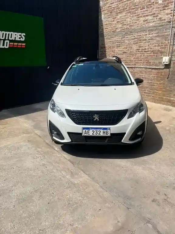 Peugeot 2008 Feline Aut  2020 - foto 2