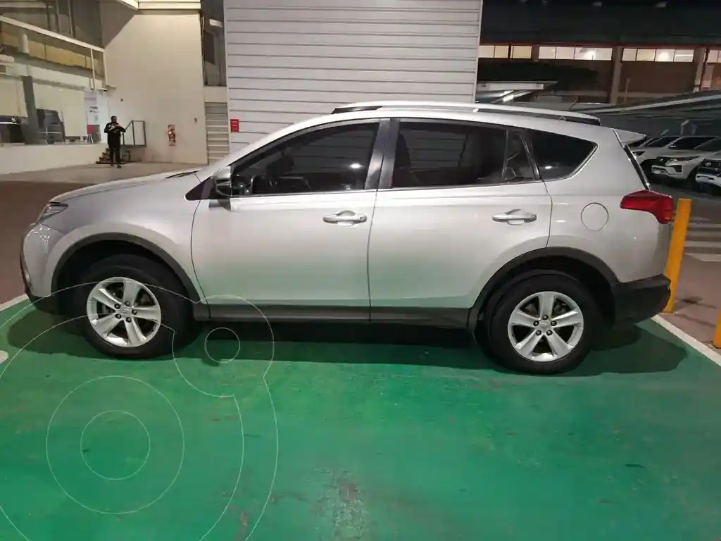 Toyota Rav4 2.0L Aut Full 4X2  2013 - foto 2