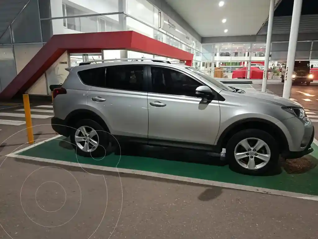 Toyota Rav4 2.0L Aut Full 4X2  2013 - foto 4