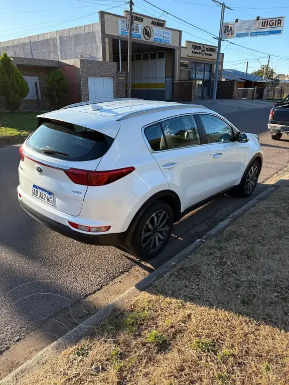 Kia Sportage Ex 4X2 Aut Crdi (1995 Cc) 2018 - foto 3