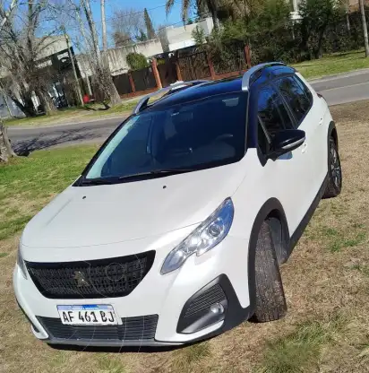 Peugeot 2008 Feline  2022 - foto 1