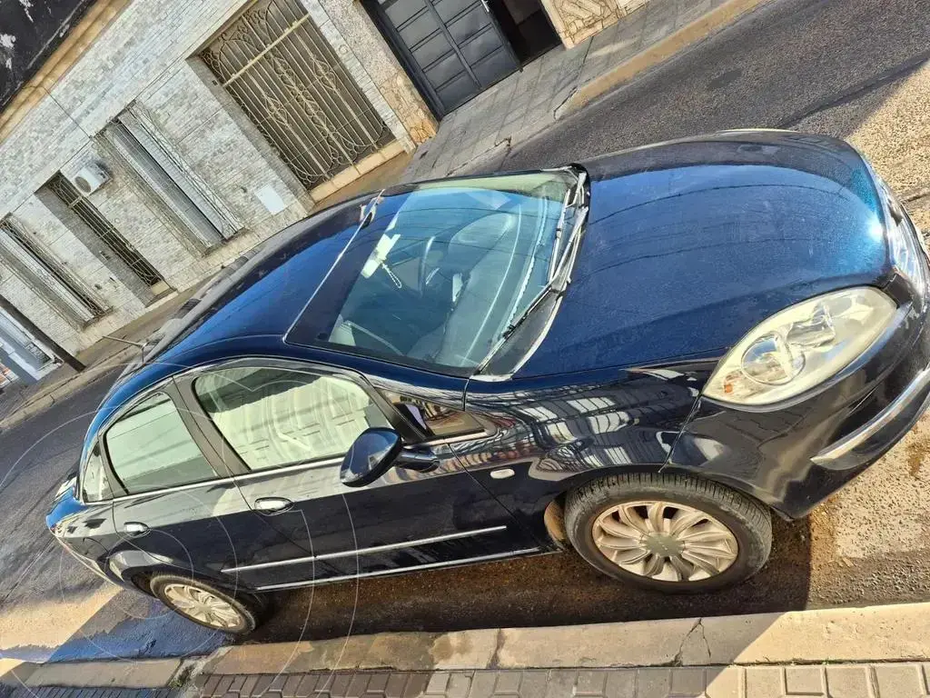 Fiat Linea Essence 1.8 (1747 Cc) 2015 - foto 4