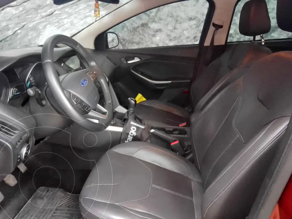 Ford Focus 5P 2.0L Se (2000 Cc) 2016 - foto 5