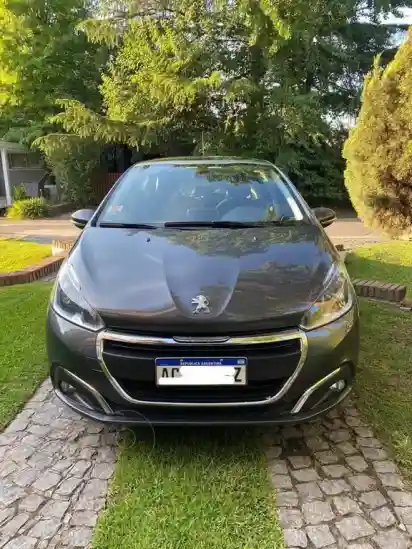 Peugeot 208 Feline 1.6  2019 - foto 3