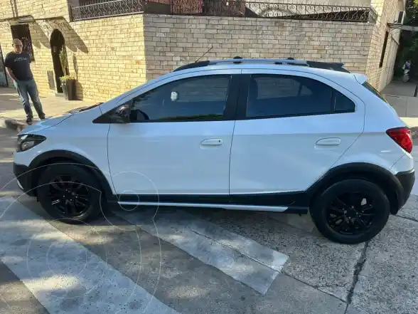 Chevrolet Onix Activ  2018 - foto 3