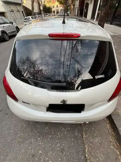 Peugeot 208 Urban Tech 1.6 Edición Limitada  2019 - foto 4