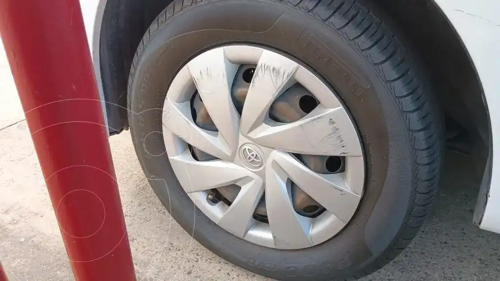 Toyota Etios Sedán X  2019 - foto 5
