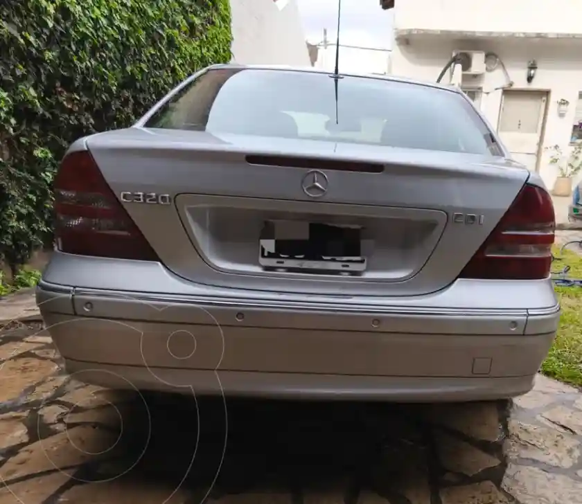 Mercedes-Benz Clase C Sedán 320 Cdi Elegance Aut  2006 - foto 4