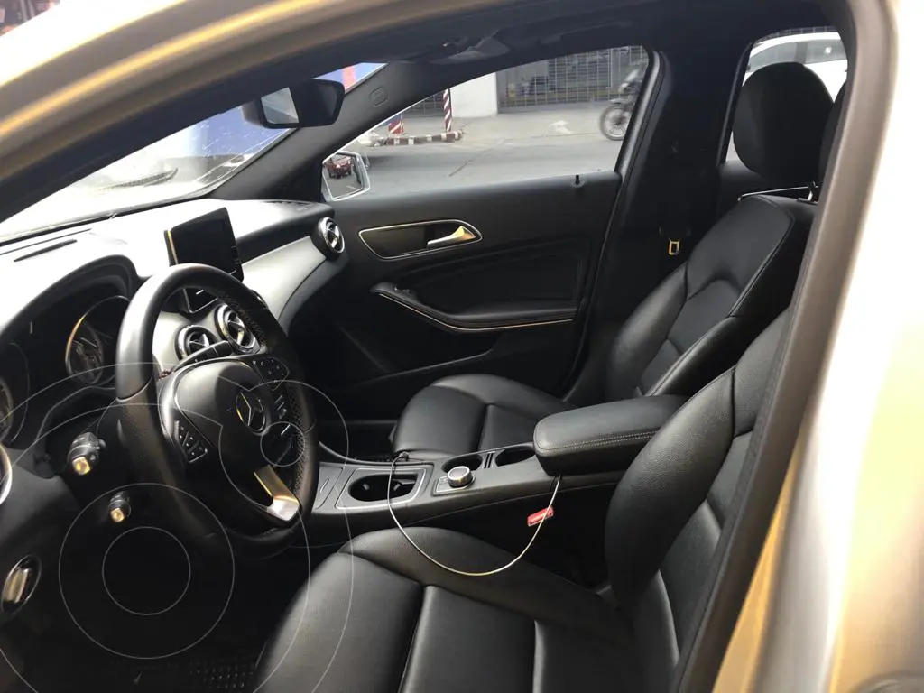 Mercedes Clase Gla 200 Urban Aut (1595 Cc) 2017 - foto 4