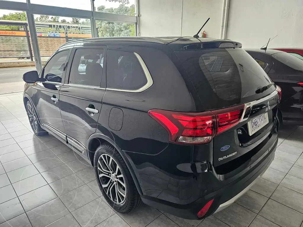 Mitsubishi Outlander Gls 2.4 4X4 (2360 Cc) 2016 - foto 5