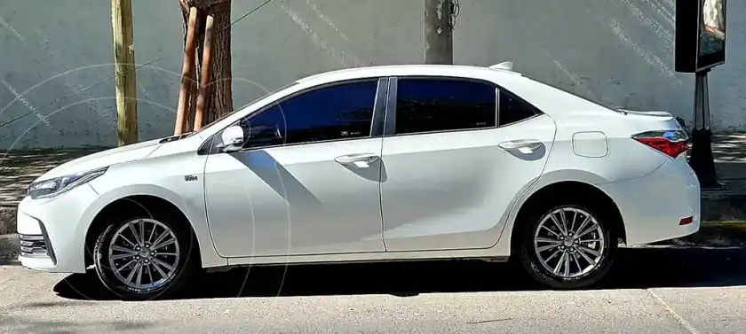 Toyota Corolla 1.8 Xli Cvt  2018 - foto 1