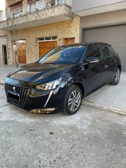 Peugeot 208 Feline 1.6 Tiptronic  2022 - foto 1