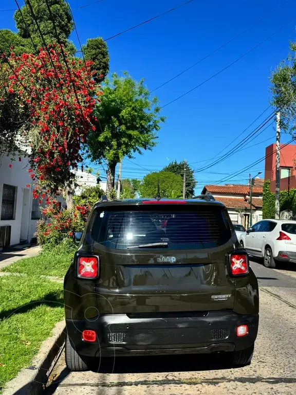 Jeep Renegade Sport Aut Plus (1747 Cc) 2019 - foto 3