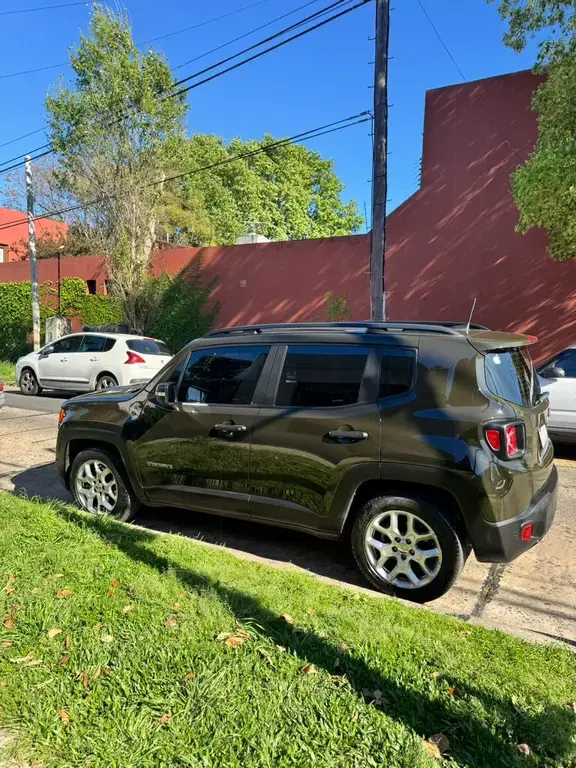 Jeep Renegade Sport Aut Plus (1747 Cc) 2019 - foto 5