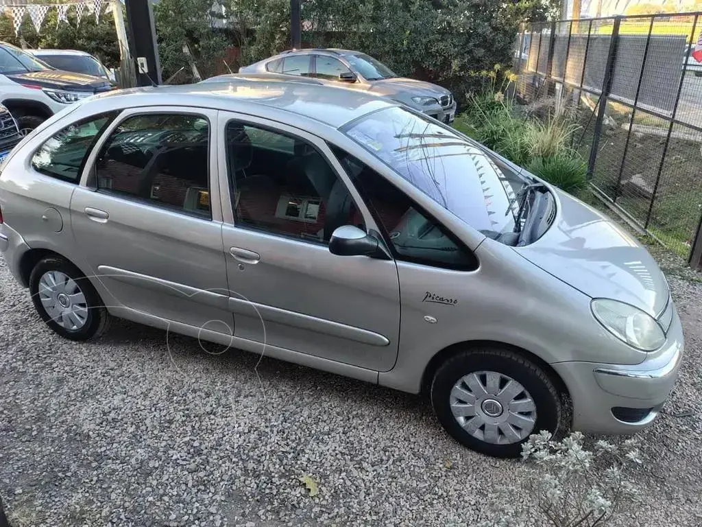 Citroën Xsara Picasso Picasso 1.6  L/08 Exclusive 2012 - foto 2