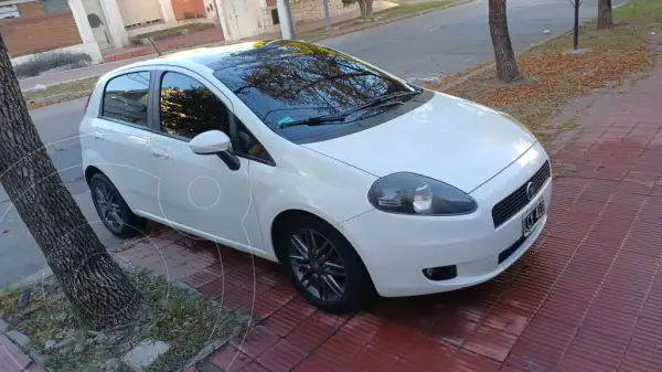 Fiat Punto 5P 1.6 Essence (1598 Cc) 2012 - foto 1
