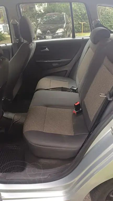 Volkswagen Suran 1.6 Highline  2012 - foto 5