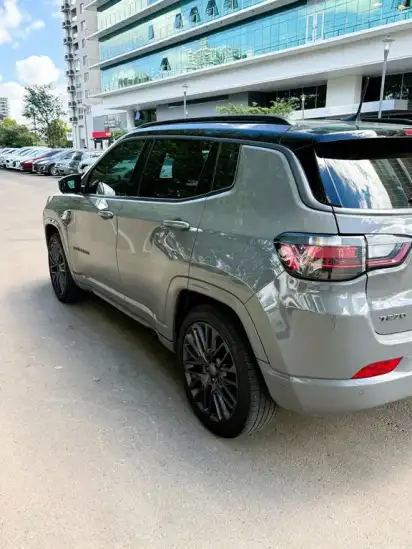 Jeep Compass 1.3 4X2 Serie-S  2023 - foto 3