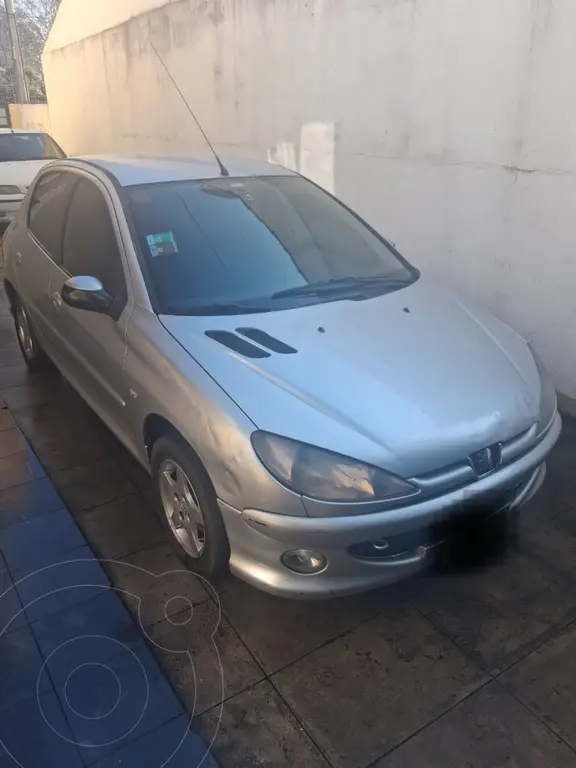 Peugeot 206 2008 - foto 1