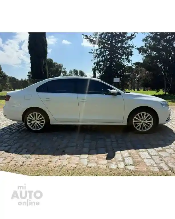 Volkswagen Vento 1.4 Tsi Highline Dsg  2018 - foto 3