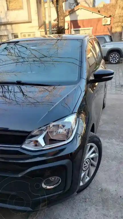 Volkswagen Up! 5P 1.0 Hig Up!  2017 - foto 4