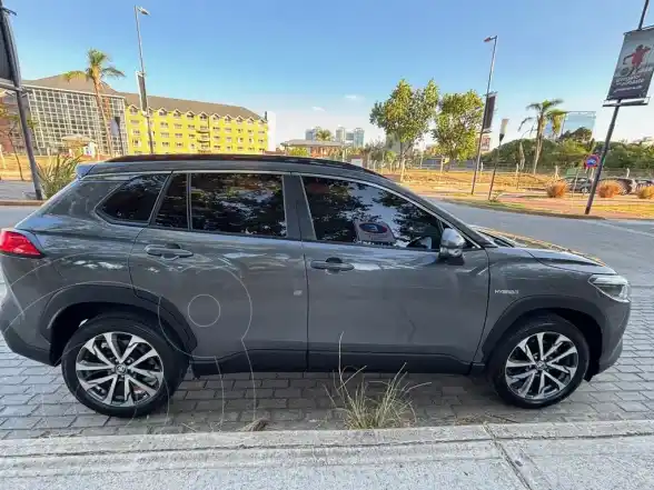Toyota Corolla Cross Hybrid Híbrida 1.8 Seg Ecvt  2021 - foto 4