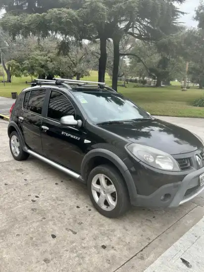 Renault Sandero Stepway 1.6 Confort  2010 - foto 2
