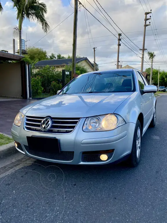 Volkswagen Bora 1.9 Tdi Trendline (1896 Cc) 2011 - foto 2