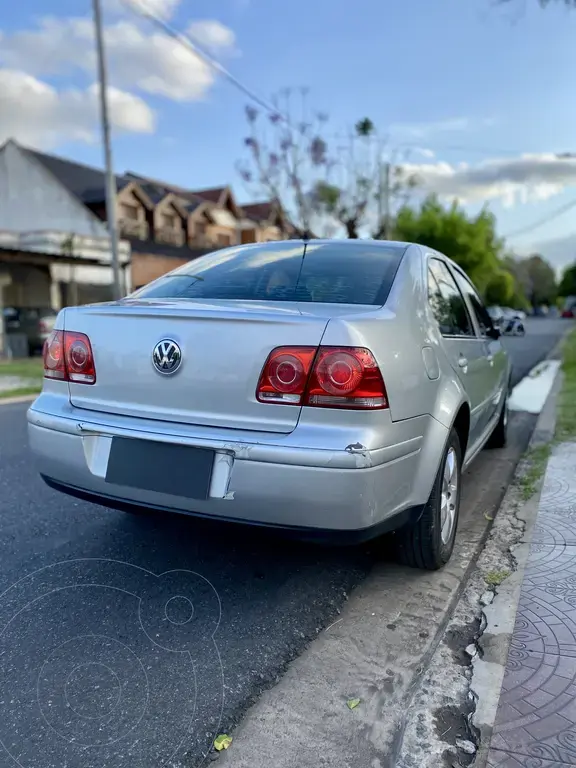 Volkswagen Bora 1.9 Tdi Trendline (1896 Cc) 2011 - foto 3