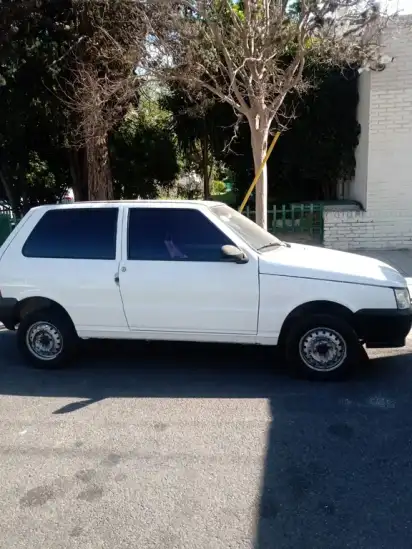 Fiat Uno Fire 3P  2011 - foto 4