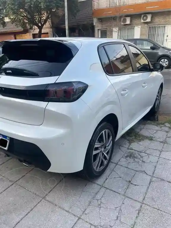 Peugeot 208 Feline 1.6 Tiptronic  2022 - foto 3