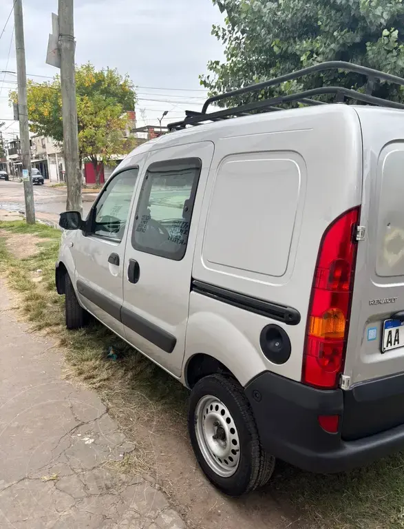 Renault Kangoo Break 1.6 Rt (1598 Cc) 2017 - foto 2