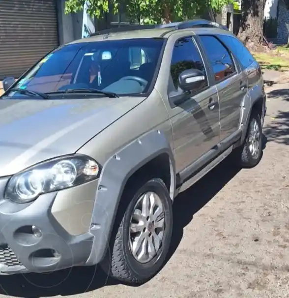 Fiat Palio Weekend 1.6 Adventure Locker Seguridad  2015 - foto 1