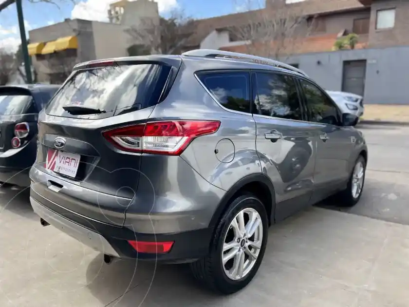Ford Kuga Titanium 1.6T Aut 4X4  2013 - foto 4