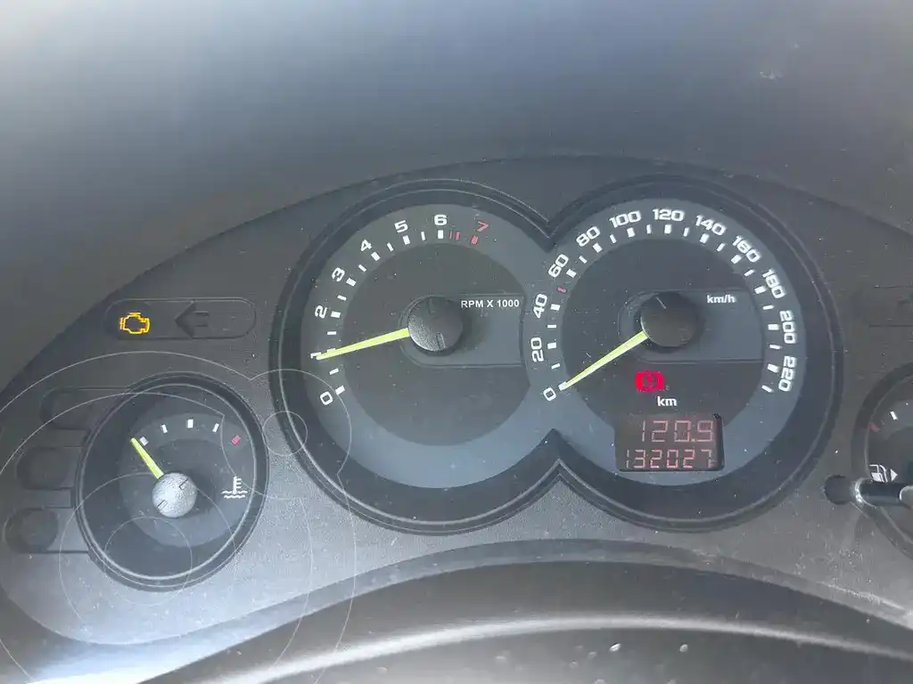 Chevrolet Corsa Classic 4P 1.4 Gls  2010 - foto 5