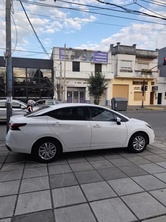 Nissan Versa Sense (1598 Cc) 2021 - foto 4