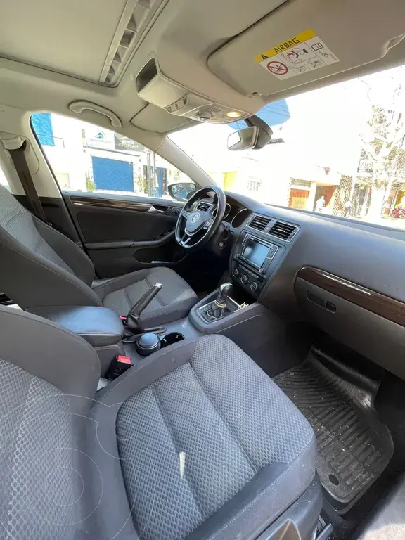 Volkswagen Vento 1.4 Tsi Comfortline Dsg (1395 Cc) 2017 - foto 3
