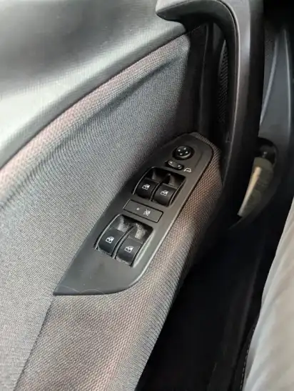 Fiat Cronos 1.8L Precision  2022 - foto 5