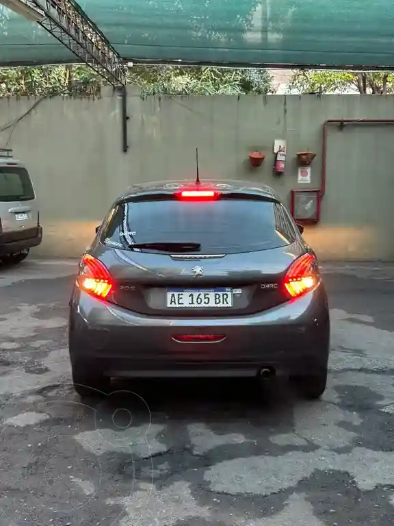 Peugeot 208 Feline 1.6 Aut  2020 - foto 3